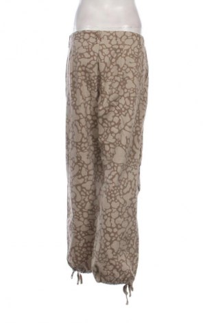 Blugi de femei Bershka, Mărime S, Culoare Multicolor, Preț 76,00 Lei