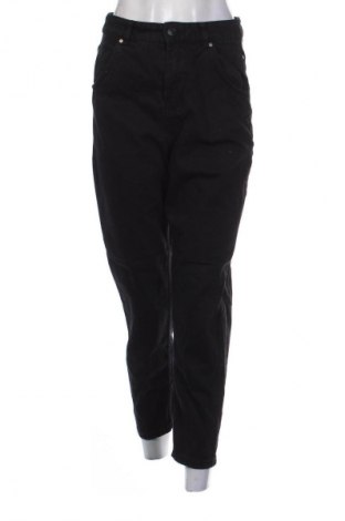 Dámské džíny  Bershka, Velikost S, Barva Černá, Cena  367,00 Kč