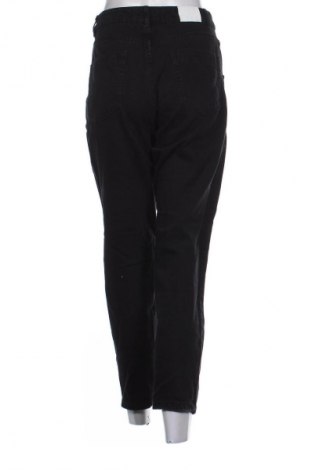 Dámské džíny  Bershka, Velikost S, Barva Černá, Cena  367,00 Kč
