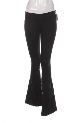 Γυναικείο Τζίν Bershka, Μέγεθος M, Χρώμα Μαύρο, Τιμή 23,53 €