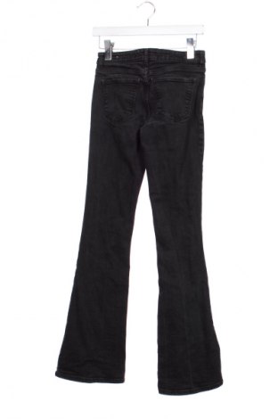 Damskie jeansy Bershka, Rozmiar XS, Kolor Szary, Cena 67,41 zł