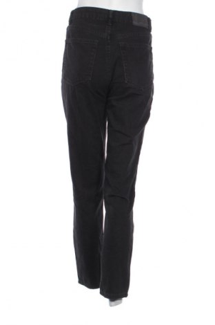 Дамски дънки Bershka, Размер S, Цвят Черен, Цена 28,88 лв.