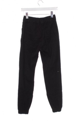 Blugi de femei Bershka, Mărime XXS, Culoare Negru, Preț 76,32 Lei