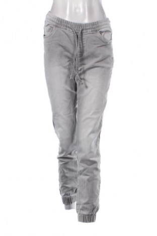 Γυναικείο Τζίν Blue Motion, Μέγεθος S, Χρώμα Γκρί, Τιμή 15,00 €