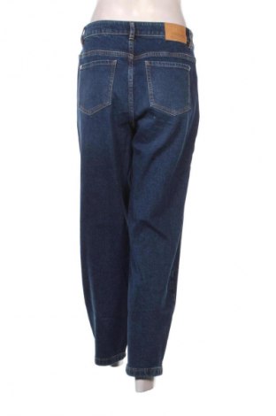Дамски дънки Comma,, Размер M, Цвят Син, Цена 35,99 лв.