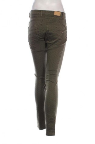 Damen Jeans Cream, Größe M, Farbe Mehrfarbig, Preis € 103,99
