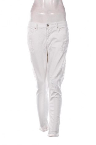 Дамски дънки Ellos, Размер M, Цвят Бял, Цена 48,00 лв.