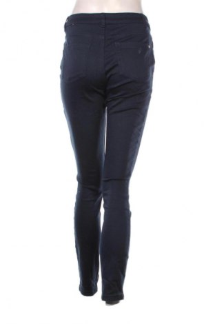 Damen Jeans Essentiel, Größe M, Farbe Blau, Preis 32,99 €