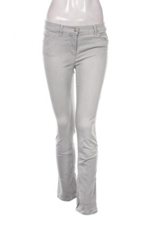 Damen Jeans Gerry Weber, Größe M, Farbe Grau, Preis 38,36 €