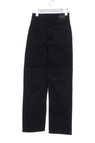 Blugi de femei Hollister, Mărime XXS, Culoare Negru, Preț 108,04 Lei