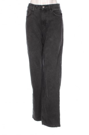 Дамски дънки Mango, Размер L, Цвят Черен, Цена 33,82 лв.