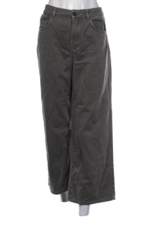 Damen Jeans Massimo Dutti, Größe M, Farbe Grün, Preis 45,52 €