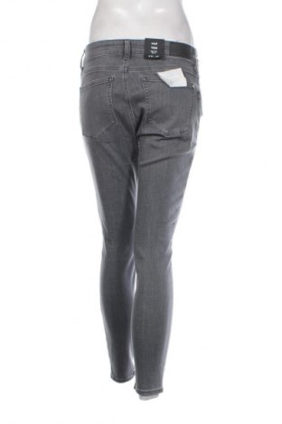 Damen Jeans Mavi, Größe M, Farbe Grau, Preis € 62,99