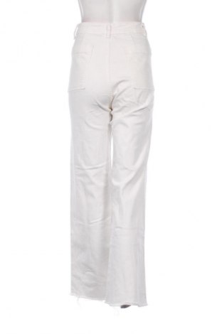 Damen Jeans Mochy, Größe S, Farbe Weiß, Preis 14,83 €