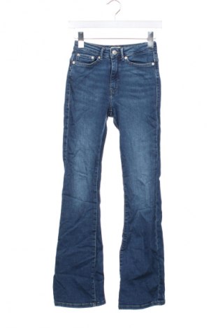 Damskie jeansy ONLY, Rozmiar XS, Kolor Niebieski, Cena 41,99 zł