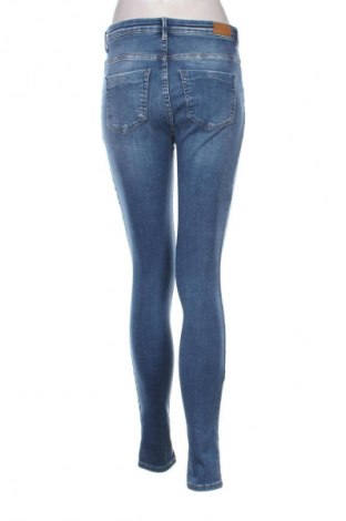 Дамски дънки ONLY, Размер M, Цвят Син, Цена 33,24 лв.