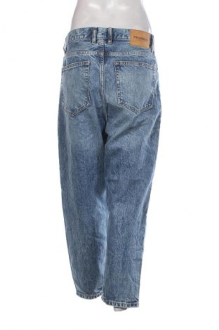 Γυναικείο Τζίν Pull&Bear, Μέγεθος L, Χρώμα Μπλέ, Τιμή 15,99 €