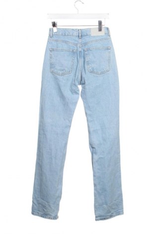 Női farmernadrág Pull&Bear, Méret XS, Szín Kék, Ár 9 014 Ft