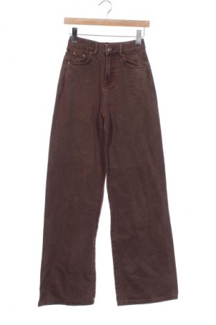 Női farmernadrág Pull&Bear, Méret XS, Szín Barna, Ár 5 776 Ft