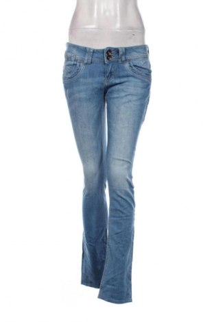 Dámske džínsy  Q/S by S.Oliver, Veľkosť M, Farba Modrá, Cena  10,95 €