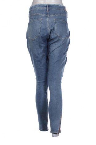 Damskie jeansy S.Oliver, Rozmiar XXL, Kolor Niebieski, Cena 94,34 zł