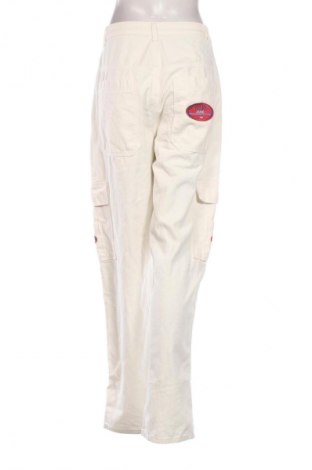 Дамски дънки SHEIN, Размер S, Цвят Бял, Цена 28,88 лв.