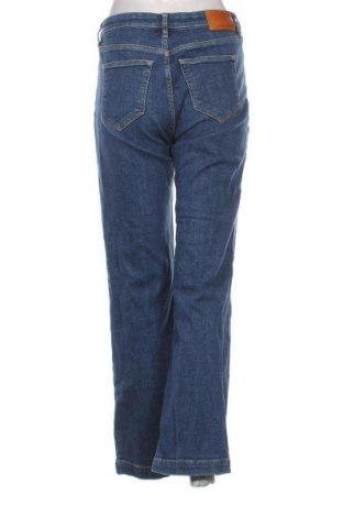 Blugi de femei Samsoe & Samsoe, Mărime M, Culoare Albastru, Preț 234,21 Lei