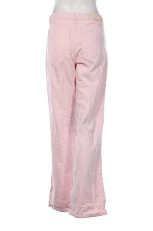 Damskie jeansy Stradivarius, Rozmiar M, Kolor Różowy, Cena 66,39 zł