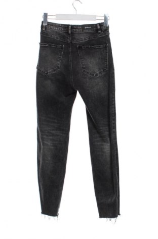 Damen Jeans Stradivarius, Größe S, Farbe Grau, Preis 14,91 €