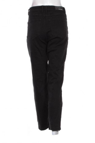 Дамски дънки Stradivarius, Размер M, Цвят Черен, Цена 28,88 лв.