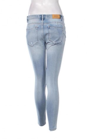 Dámske džínsy  Stradivarius, Veľkosť M, Farba Modrá, Cena  14,77 €
