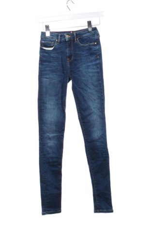 Dámské džíny  Tommy Hilfiger, Velikost XS, Barva Modrá, Cena  809,00 Kč