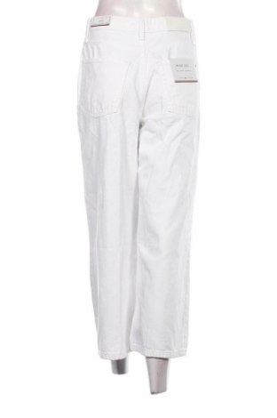 Női farmernadrág Tommy Hilfiger, Méret M, Szín Fehér, Ár 51 159 Ft