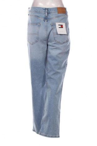 Дамски дънки Tommy Jeans, Размер M, Цвят Син, Цена 169,99 лв.