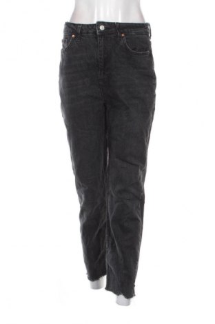 Blugi de femei Trendyol, Mărime M, Culoare Negru, Preț 79,99 Lei