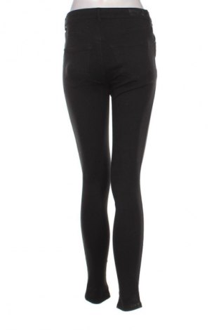 Дамски дънки Vero Moda, Размер M, Цвят Черен, Цена 33,24 лв.