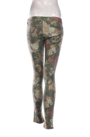 Damen Jeans Zara, Größe M, Farbe Mehrfarbig, Preis € 17,99