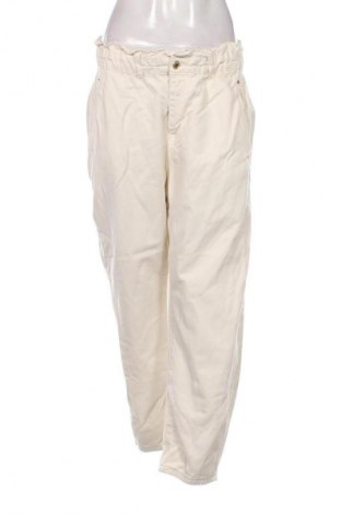 Дамски дънки Zara, Размер M, Цвят Екрю, Цена 27,00 лв.