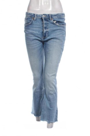 Damskie jeansy Zara, Rozmiar M, Kolor Niebieski, Cena 62,07 zł