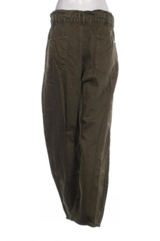 Női farmernadrág Zara, Méret XL, Szín Zöld, Ár 5 400 Ft