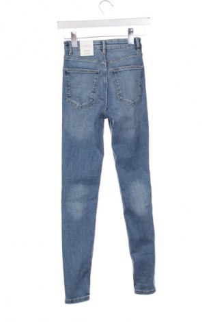 Blugi de femei Zara, Mărime XXS, Culoare Albastru, Preț 105,34 Lei