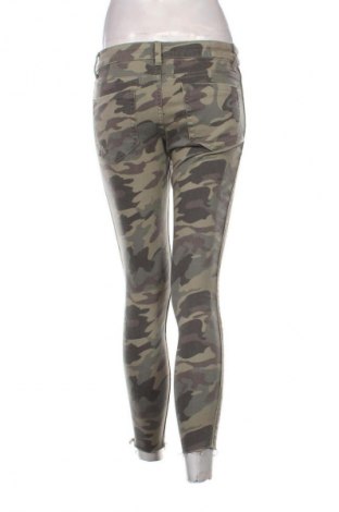 Дамски дънки Zara, Размер M, Цвят Многоцветен, Цена 27,00 лв.