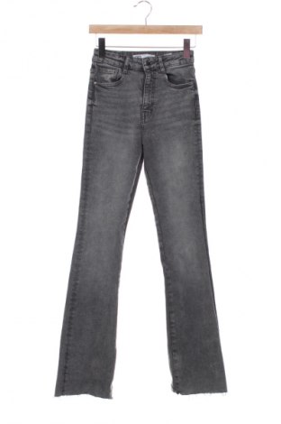 Blugi de femei Zara, Mărime XXS, Culoare Gri, Preț 71,05 Lei