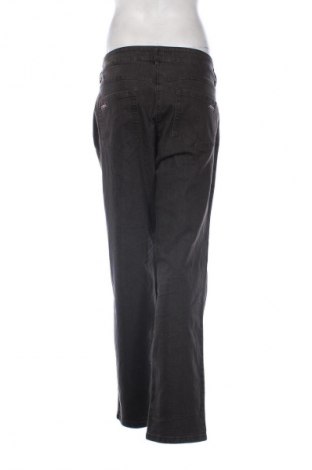 Дамски дънки Zerres, Размер 3XL, Цвят Кафяв, Цена 41,06 лв.