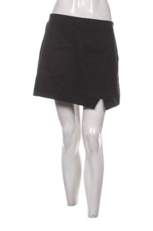 Γυναικείο κοντό παντελόνι About You, Μέγεθος L, Χρώμα Μαύρο, Τιμή 23,52 €