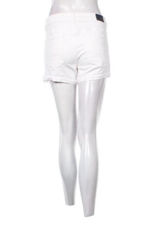 Γυναικείο κοντό παντελόνι American Eagle, Μέγεθος M, Χρώμα Λευκό, Τιμή 17,00 €