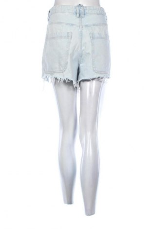 Γυναικείο κοντό παντελόνι Bershka, Μέγεθος XL, Χρώμα Μπλέ, Τιμή 9,72 €