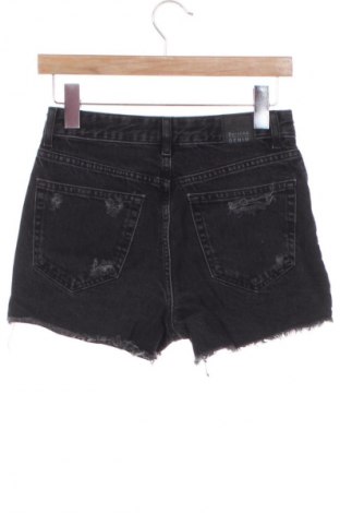 Női rövidnadrág Bershka, Méret XS, Szín Szürke, Ár 3 910 Ft
