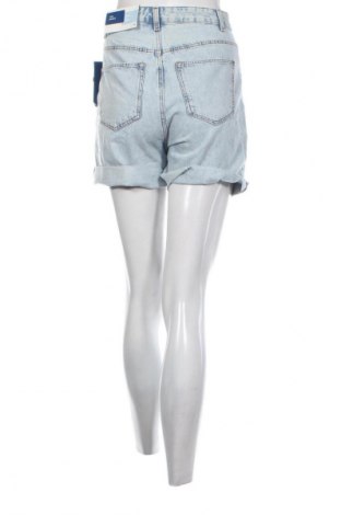 Γυναικείο κοντό παντελόνι C&A, Μέγεθος S, Χρώμα Μπλέ, Τιμή 8,99 €