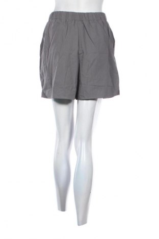 Női rövidnadrág Candy, Méret S, Szín Szürke, Ár 8 009 Ft